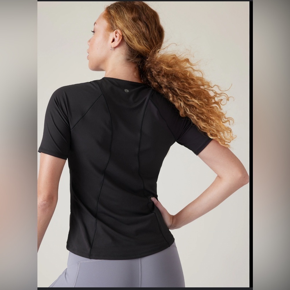 NWT Athleta Sunchaser 3/4 Sleeve Tee Black Size Small